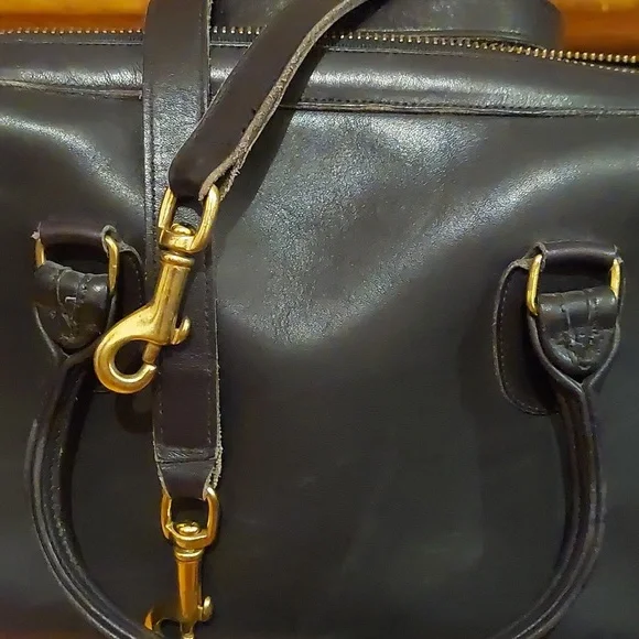 Vintage Coach Bag with brass feet - Picture 6 of 7